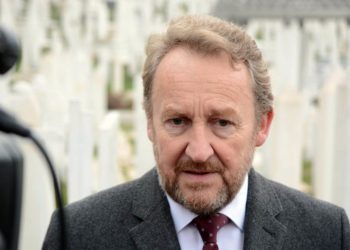 CRVENI KARTON ZA “ŽUTOG” Američka ambasada osudila Izetbegovićeve ratnohuškačke izjave
