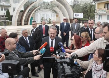 NEĆEMO RATOVATI NI ZA KAKVE VELIKE SILE! Izetbegović: Moramo pomiriti narode jer smo svi u prošlom stoljeću desetkovani!