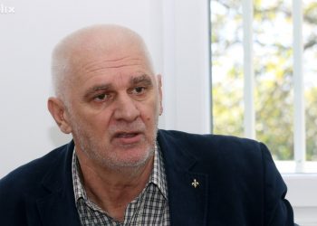 KAD MEMIDŽA SVOJE RAČUNE SVIĐA Bogatiji su nam načelnici od kuvajtskih prinčeva i princeza?!