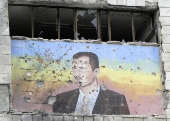 ZAŠTO JE AMERIKA BOMBARDIRALA SIRIJU Koliko ima stanovnika, koje vjere se sudaraju, ko u njoj ratuje…