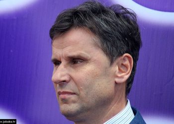 KUD SEKA PROĐE, TUD TRAVA NE RASTE… Nakon Zvizdića odustaje i Novalić, da li zbog Sebije?!