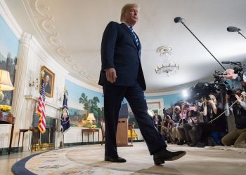 TRUMPU NIJE PROBLEM NUKLEARNI PROGRAM Već da se Iran „drži na nišanu“