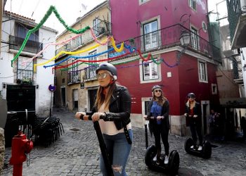 LISABON: Došli bogati, istjerali mještane