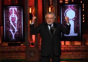 POLITIČKI GOVOR OSKAROVCA De Niro: Reći ću samo jednu stvar: Je*eš Trampa!