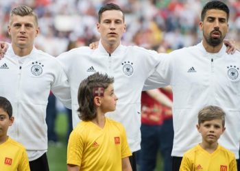 NIKO NIJE PRIMIJETIO ČUDAN DETALJ U NJEMAČKOJ REPKI: Samo jedan član iz bivše istočne Njemačke