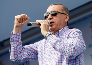 KAHAR STIŽE DO STAMBOLA: Erdoğan može izgubiti izbore, ali vlast ne može