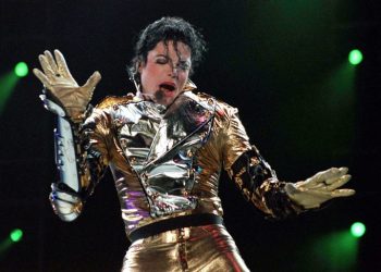 PRIJE DEVET GODINE UMRO JE MICHAEL JACKSON: I zamalo poveo internet sa sobom