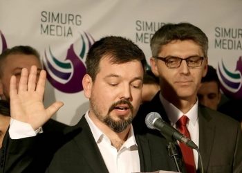 TRAVESTIJA NOVINARSTVA: Ko je MUNAFIK koji piše u STAVU pod pseudonimom MUSTAFA DRNIŠLIĆ?!