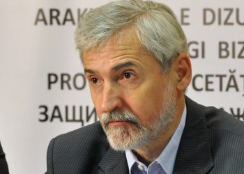 SLUČAJ KRAĐE PARFEMA: Mehina priča o pražnjenju crijeva nakon što je pokupio parfeme na free-shopu trese Srbiju
