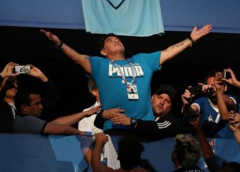 MARADONA “Ne vjerujemo da je još živ, na kokainu je već 36 godina”