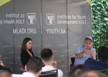 KAFA SA …PREDSJEDNIČKOM KANDIDATOM Komšić: Naš izlaz je u okupljanju snaga kojima je na srcu jedinstvena Bosna