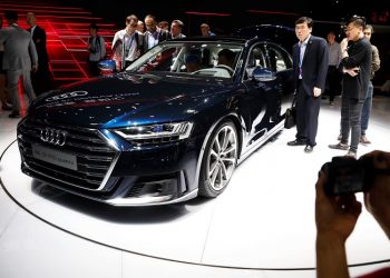 HVALA TESLI: Električni automobili kojima ne trebaju utikači