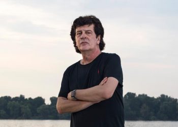 “SAMO NAM JE LJUBAV POTREBNA”: Da li je i bend “Letu štuke” podržao Bajagu?