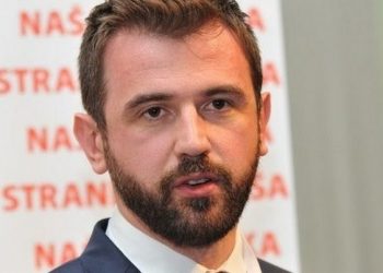 AKO JE PROMIJENIO IME, ZAŠTO NE BI I STRANKU Gratz: Lideri Naše stranke upadaju u privatne mailove članova, istražuje ih… To je skandalozno!