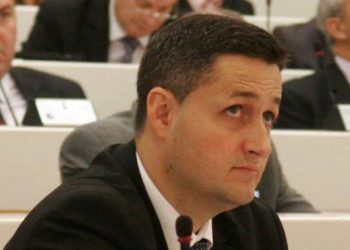 RASKOL U SDP-u: Bećirović želi biti NADKANDIDAT i distancirati se od SDP-a?!
