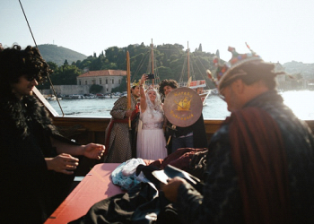 NISU SVI OVIM ODUŠEVLJENI: Dubrovnik je zbog “Game of Thrones” pod opsadom turista