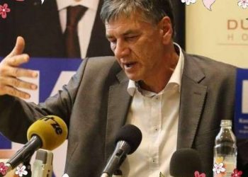 DUPEGLAVA Kasumović sam sebi skočio u stomak