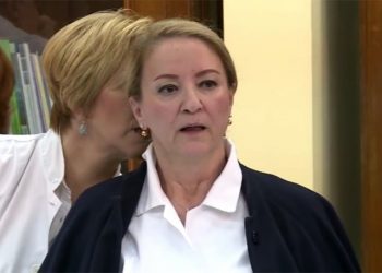  ISTRAŽUJEMO DOSSIER „KOLO SEKINIH SESTARA“: Menadžment „na službenom putu“ !?