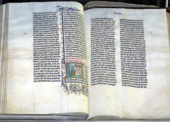 BOŽIJI KOD Biblija je napisana kodovima koji predviđaju budućnost