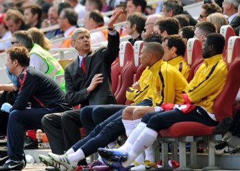 ARSÈNE WENGER: “Ne bi me čudilo da roboti vode utakmice”