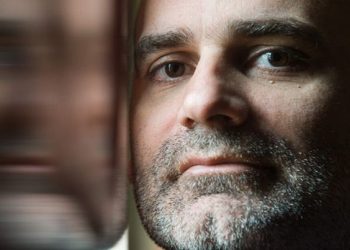 IZMEĐU PEĐINE UTOPIJE I BAKIROVE DISTOPIJE Mustafić: Bakir Izetbegović djeluje kao da je svojevremeno greškom zamijenjen u porodilištu