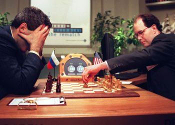 ALPHAZERO Šahovski program koji predstavlja revoluciju u mašinskom učenju