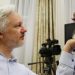 ASSANGE: Nije plaćao račune ni čistio za svojom mačkom