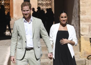 HARRY I MEGHAN ZARATILI SA TABLOIDIMA ZBOG FOTOGRAFIJA BUDUĆEG PRINCA: “Sada nam više ne kažu ni ‘dobro jutro'”