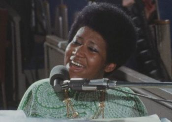 ‘AMAZING GRACE’: Zaboravljeni nastup Arethe Franklin i film koji je oživio snagu kraljice soula