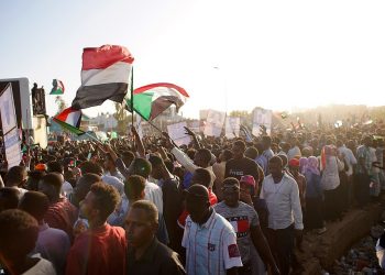MARŠ MILIONA Stotine hiljada demonstranata u Sudanu traži svrgavanje vojne vlasti