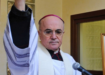 NAJKONTROVERZNIJA LIČNOST VATIKANA Krije se na tajnoj lokaciji od kada je napao papu, a iza svega stoje njegove skrivene namjere