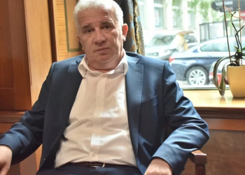 ‘SREBRENIČKI INFERNO’ JE NA MARGINI Latić: ‘Srebrenički inferno’ je zapravo posveta Danteu kojeg smatram sukrivcem za stradanja nas, muslimana na Balkanu