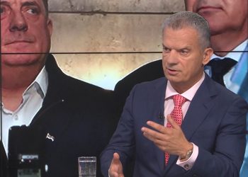 KOLIKU JE MILOŠEVIĆ IMAO PREDNOST, PA SMO GA PORAZILI Radončić: Zašto bi se Bošnjaci bojali par helikoptera koje je nabavila RS?!