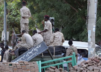 VELIKI PROTESTI U SUDANU: Žele civilnu vlast, snajperisti pucali po ljudima