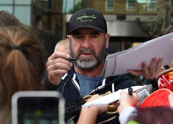 ERIC CANTONA KAO KRALJ LIR: “Uskoro ćemo postati vječni, ubijaće nas samo ratovi”