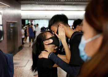 BORBA ZA OPSTANAK HONG KONGA Chan: Bogovi globalizma čak ni ne odgovoraju na pozive za pomoć koji stižu iz azijske kapitalističke tvrđave