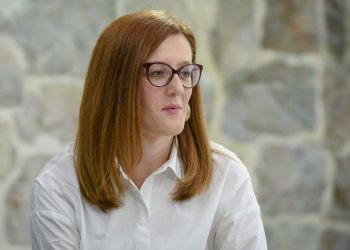 ZADAH LOVA NA VJEŠTICE Drakulić: Martina Mlinarević zna kako se nositi s bolešću, ali i s patologijom društva