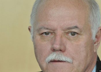 REPUBLIKA OCA I SINA Kurspahić: Ocu Izetbegoviću bila je dovoljna jedna večer da ukine naziv Republika BiH i prizna Republiku Srpsku