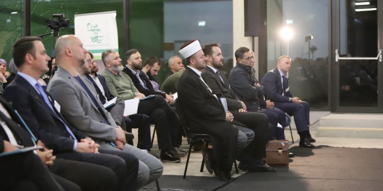 NOVI VJETROVI U DIJASPORI U Gracu svečano otvorena konferencija REFKO 2019