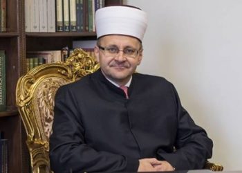 ZUKORLIĆ I KAVAZOVIĆ “JEDAN NA JEDAN” Dedović: Povlačim se jer  prezentacija programa kandidata za reisu-l-ulemu prerasta u predizbornu kampanju s primjesama politike