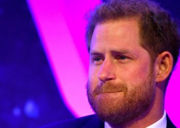 NIJE SE MOGAO SUZDRŽATI: Princu Harryju krenule suze kad je govorio o svojoj Meghan
