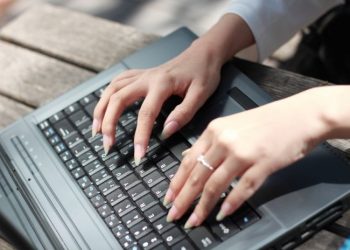 KUDA IDU NAŠI PODACI SA INTERNETA: FBI-ju prijavljeno curenje 1,2 milijarde brojeva, mailova…