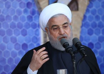MALI POKLON VLADE NARODU: Iran usred recesije objavio vijest o otkriću golemog naftnog polja