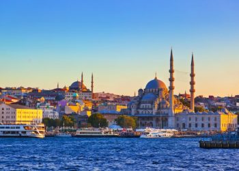 ISTANBUL NE PRESTAJE PRIVLAČITI PAŽNJU TURISTA: Evo šta morate obavezno posjetiti VIDEO