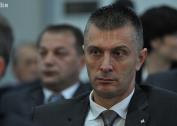 SDA (ZA)DRUGAR: Evo zašto Bakirovi jurišnici ne smiju smijeniti Konakovića