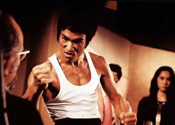 KĆERKA BRUCE LEE-ja TUŽI KINESKI LANAC RESTORANA ZBOG FOTOGRAFIJE NJENOG OCA: Traži 26 miliona odštete za logo star 15 godina