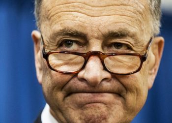 NE TREBA LITI SUZE, ALI… Schumer: Trump ne može u rat bez odobrenja Kongresa