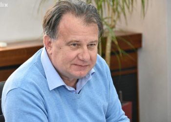 NEKA ĆE MU BITI VELIKA PREPREKA Nikšić: Konačno ćemo rasčistiti da li Osmica ima diplomu i da li je ta diploma validna