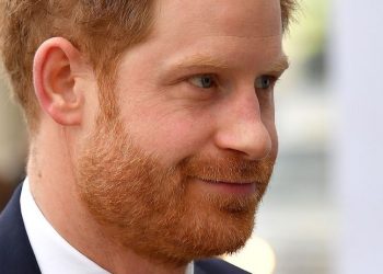 PRINC HARRY NA RUBU ŽIVČANOG SLOMA ‘Sedmicama nije izlazio iz vile i pije lijekove protiv tjeskobe’