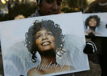 NEKIMA JE JEZIVO: Počinje hologramska turneja Whitney Houston, ali nisu svi fanovi oduševljeni